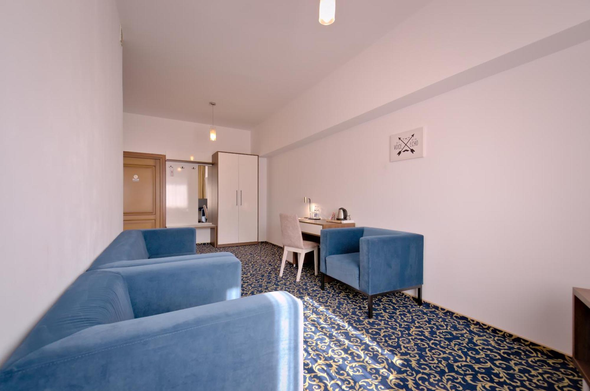 Hotel Sezam 마초바 외부 사진