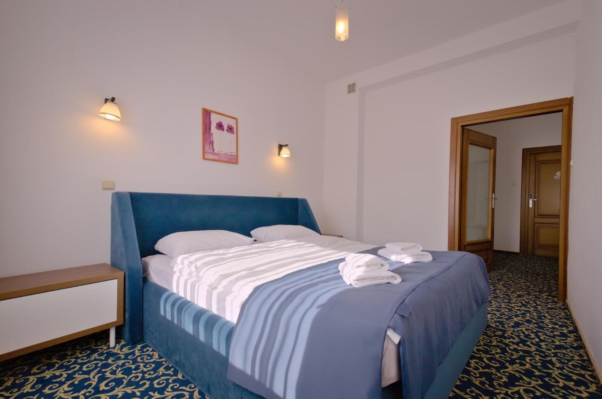 Hotel Sezam 마초바 외부 사진