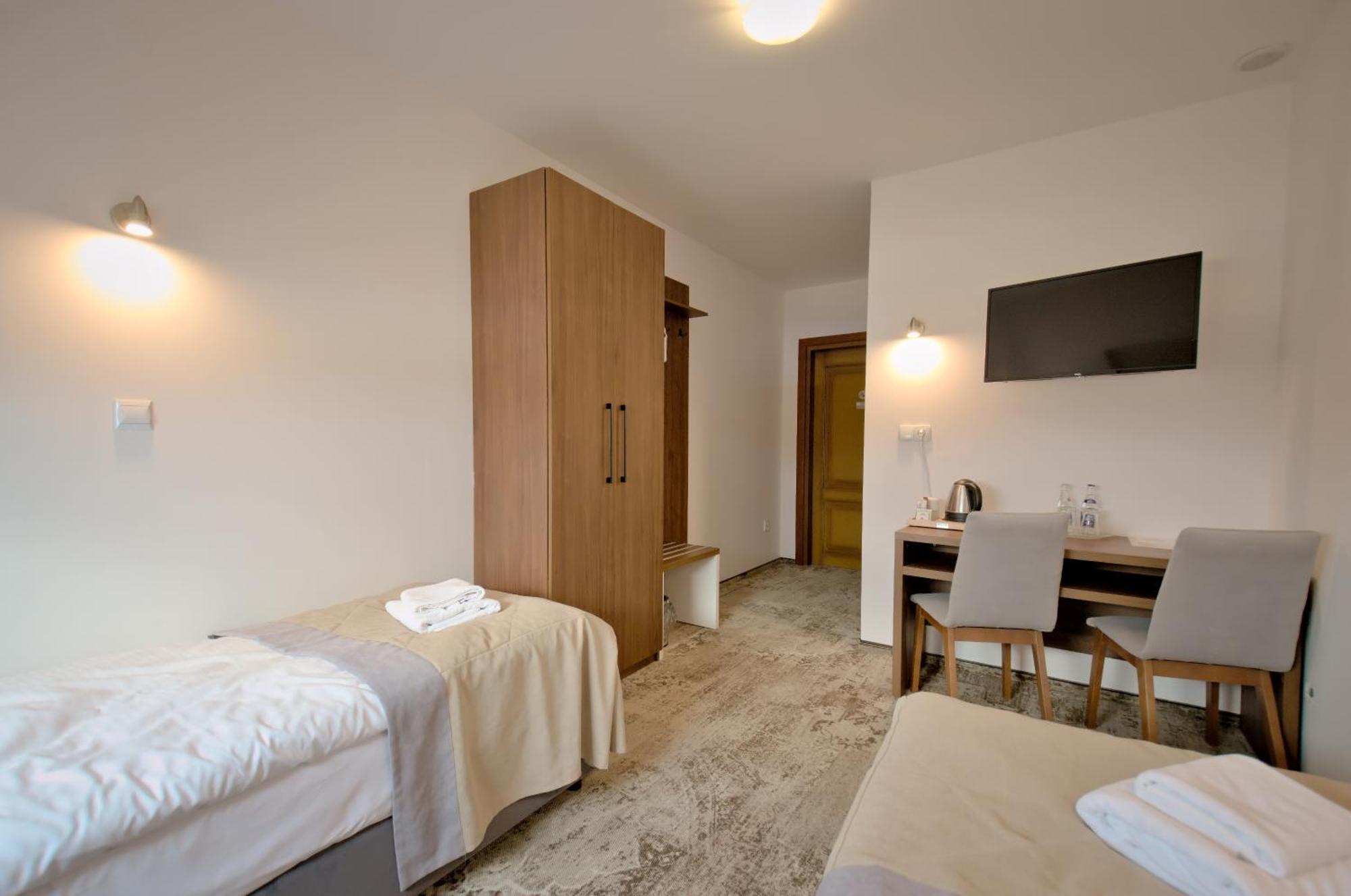 Hotel Sezam 마초바 외부 사진