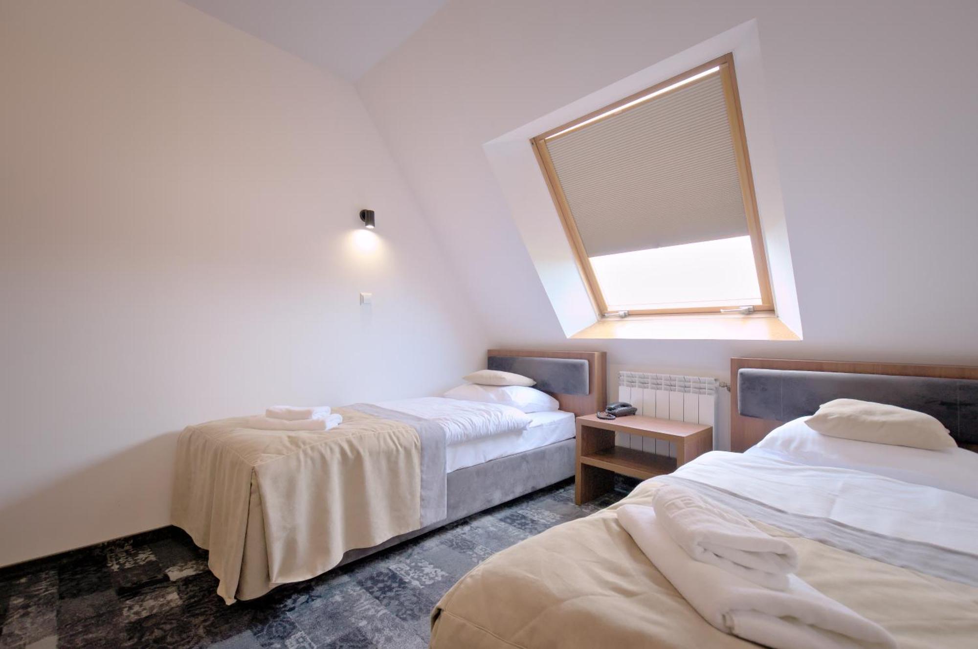 Hotel Sezam 마초바 외부 사진