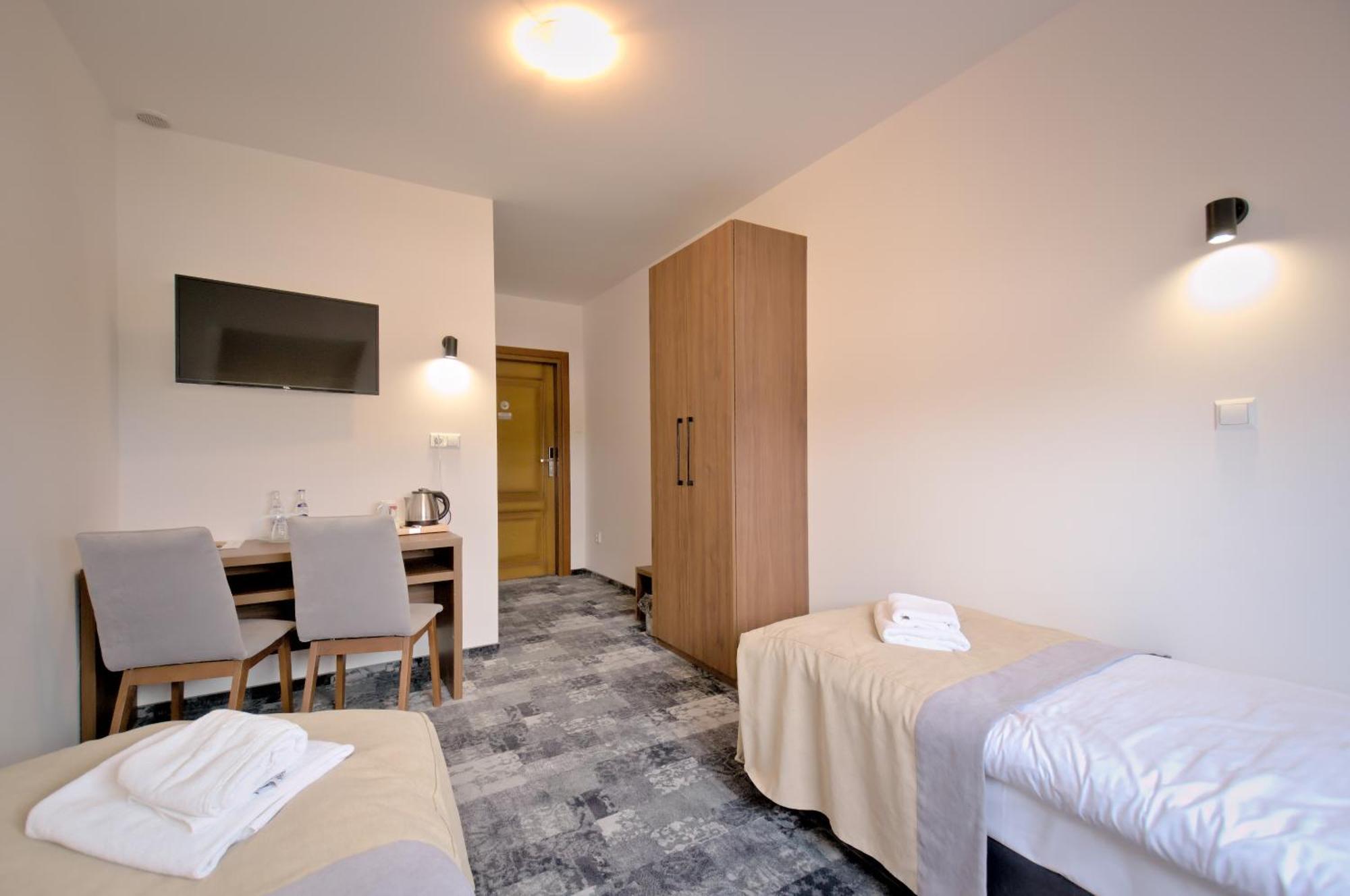 Hotel Sezam 마초바 외부 사진