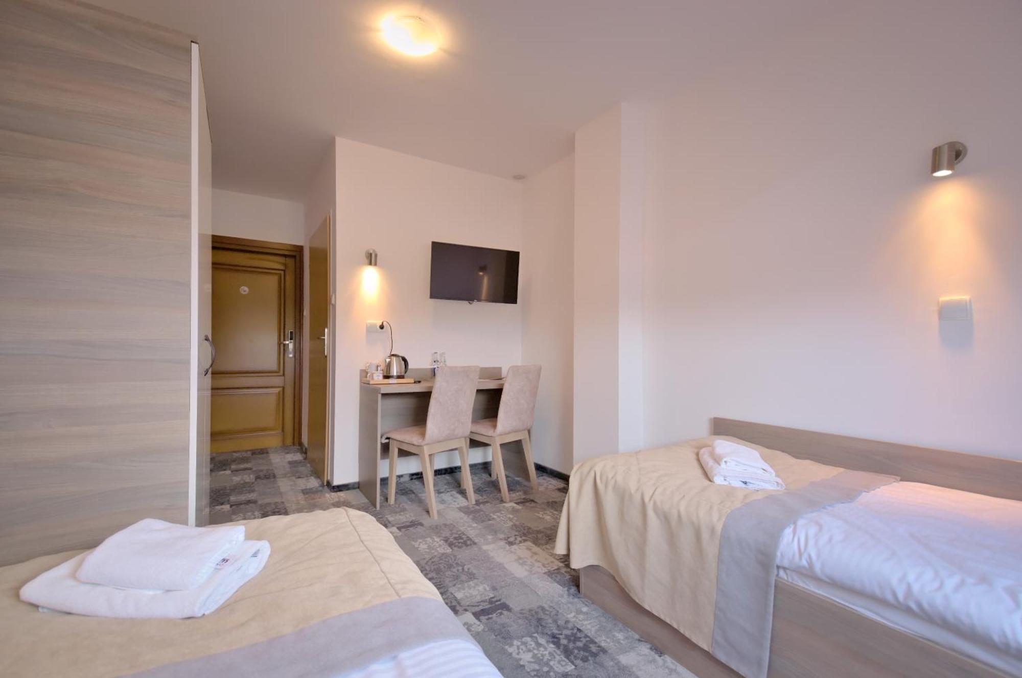 Hotel Sezam 마초바 외부 사진
