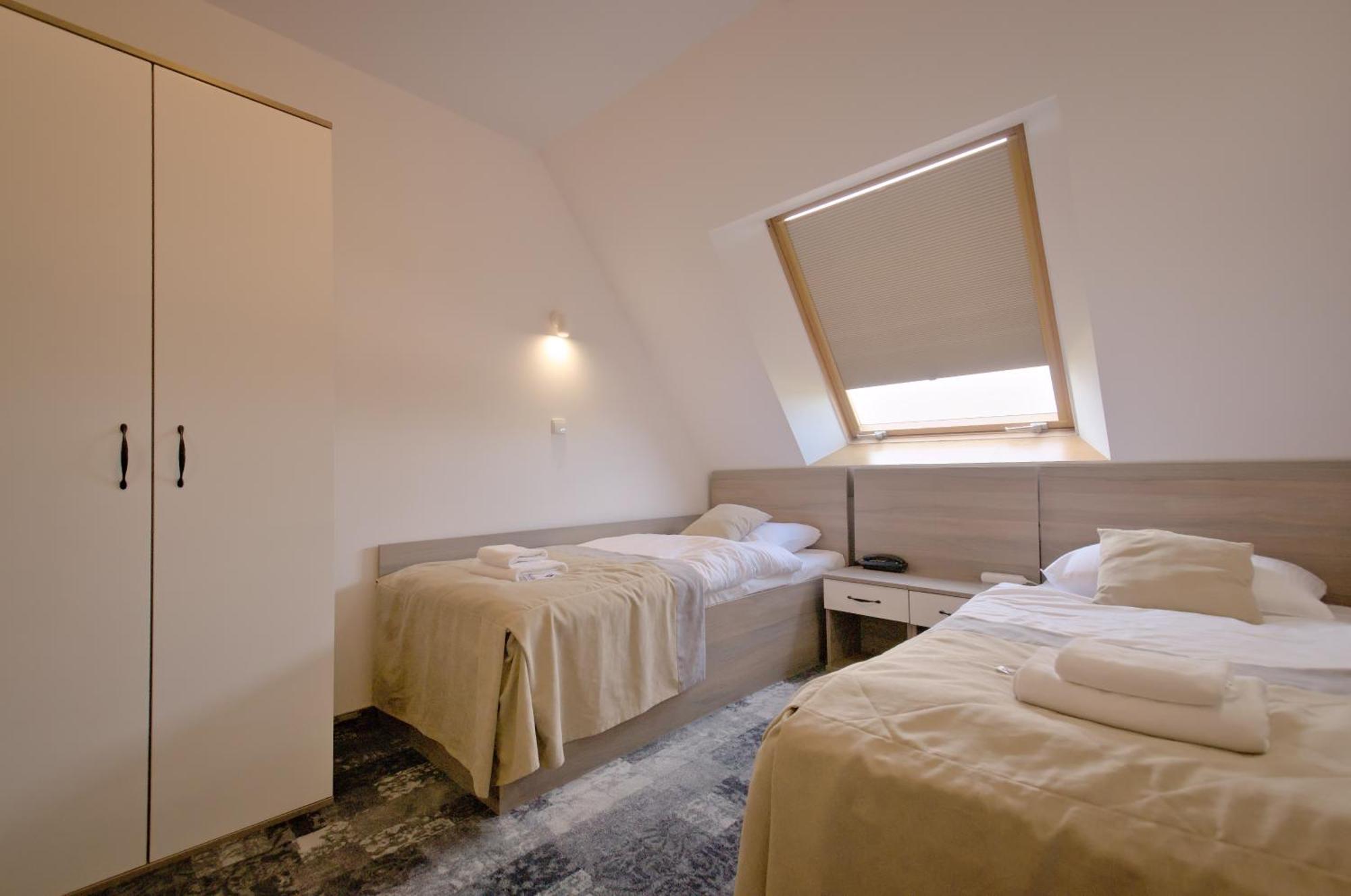 Hotel Sezam 마초바 외부 사진