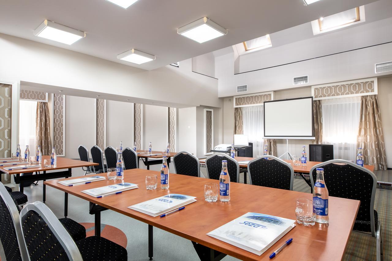 Hotel Sezam 마초바 외부 사진